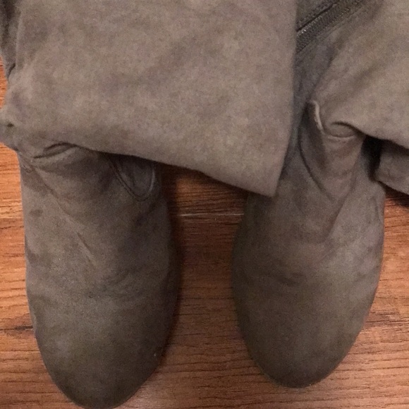 Women’s shoes - Picture 4 of 4